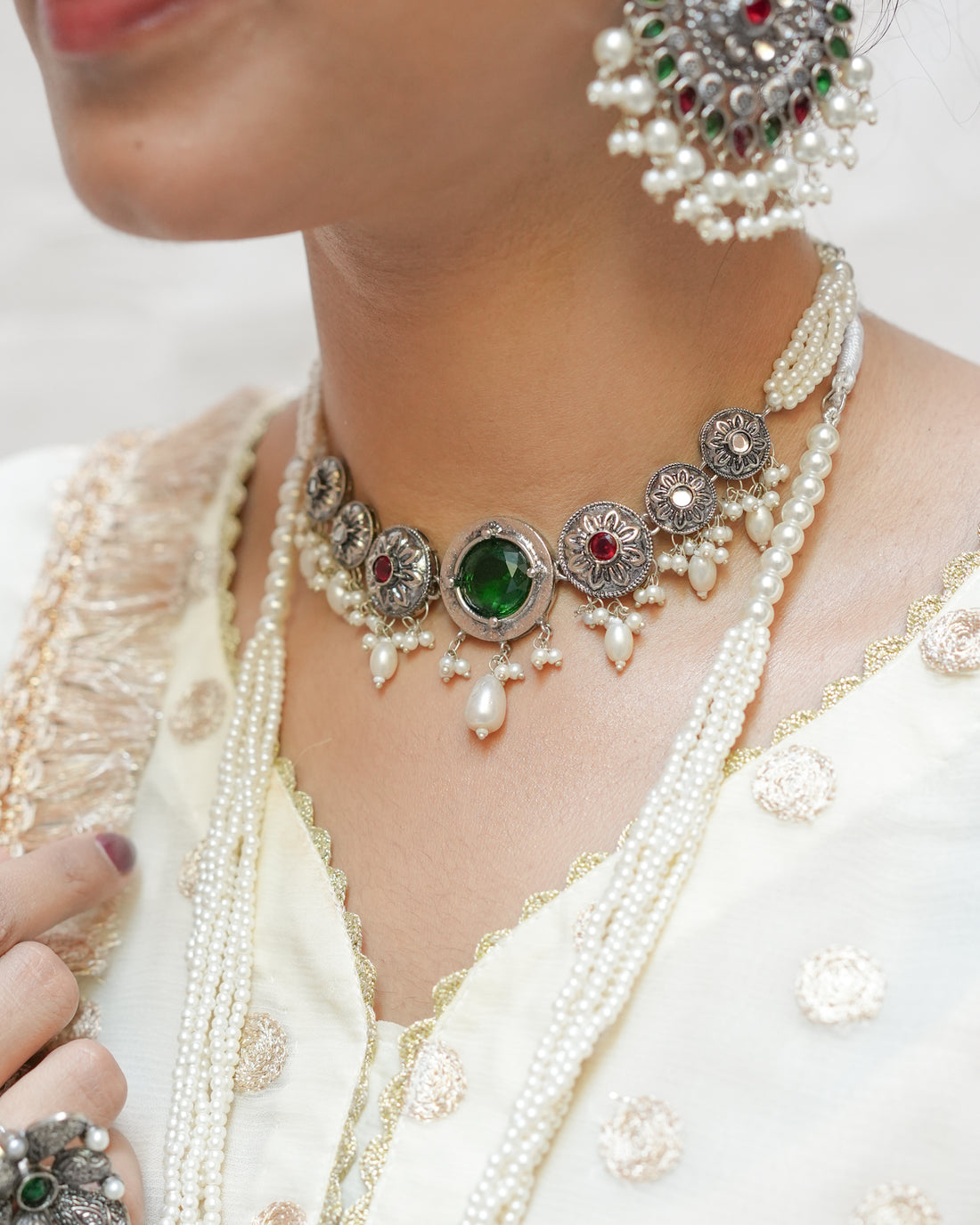 Komal Choker