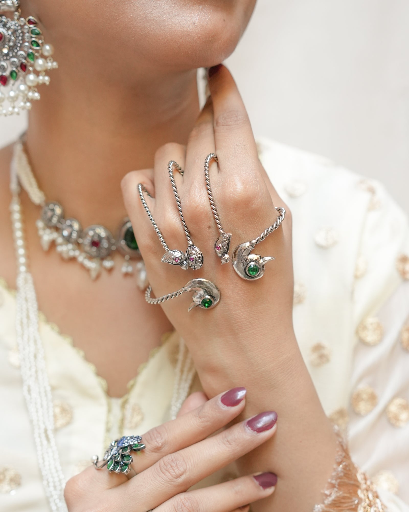 Komal Handcuff