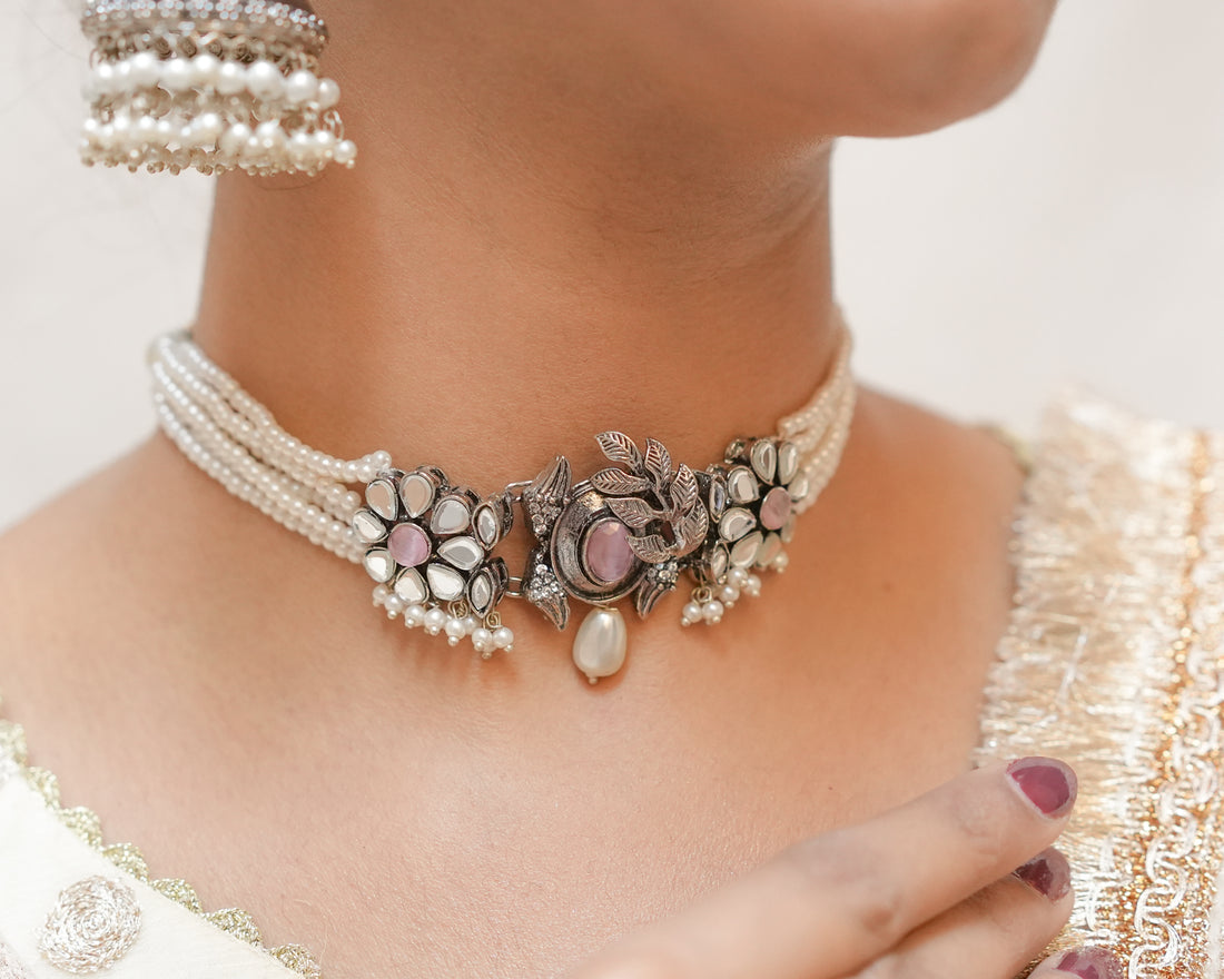 Komal Pearl Necklace
