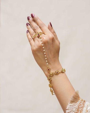 Gold plated handmade traditional style angla jewelry