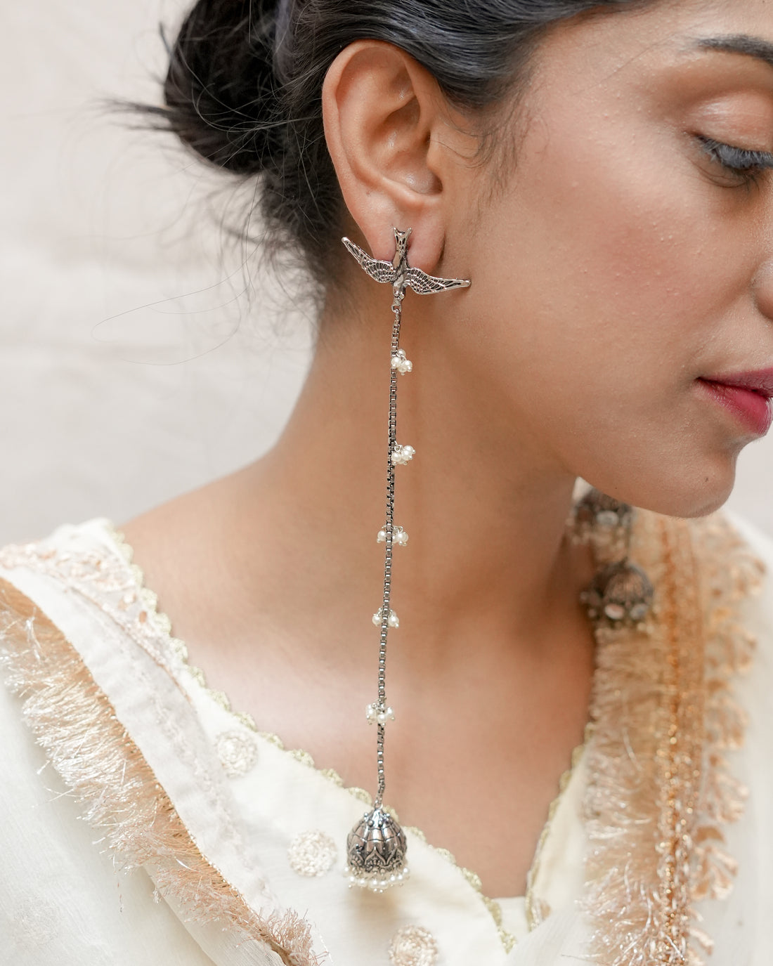 Noor Bird Dangling Jhumki