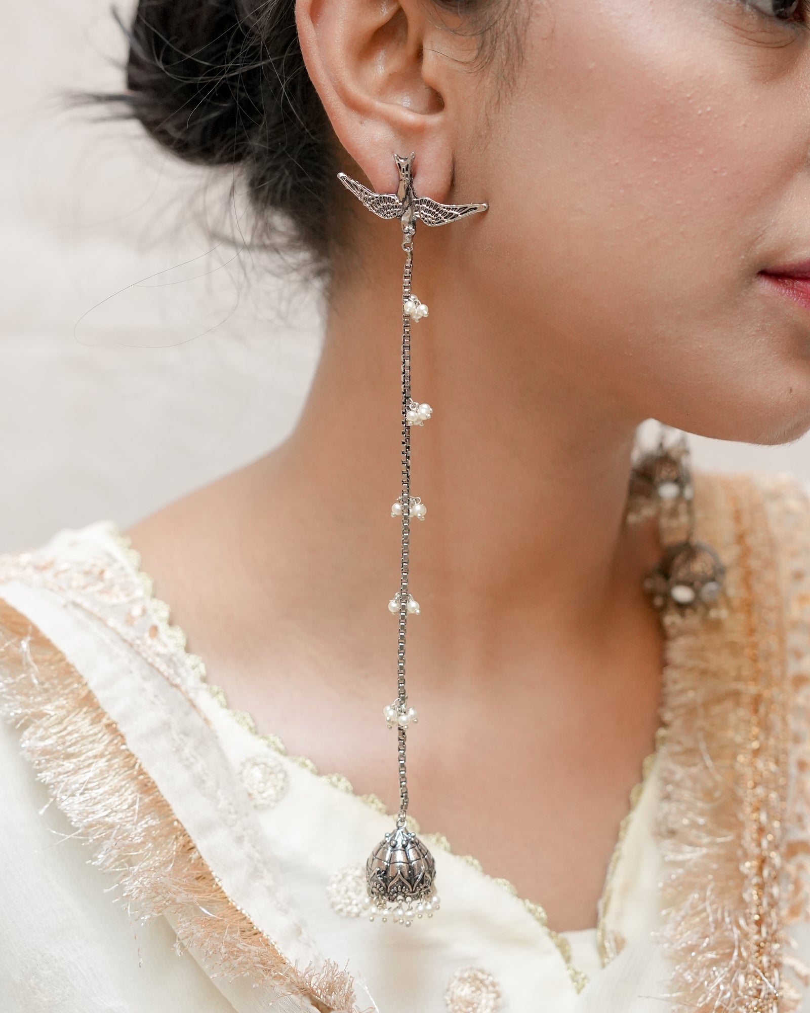 Noor Bird Dangling Jhumki