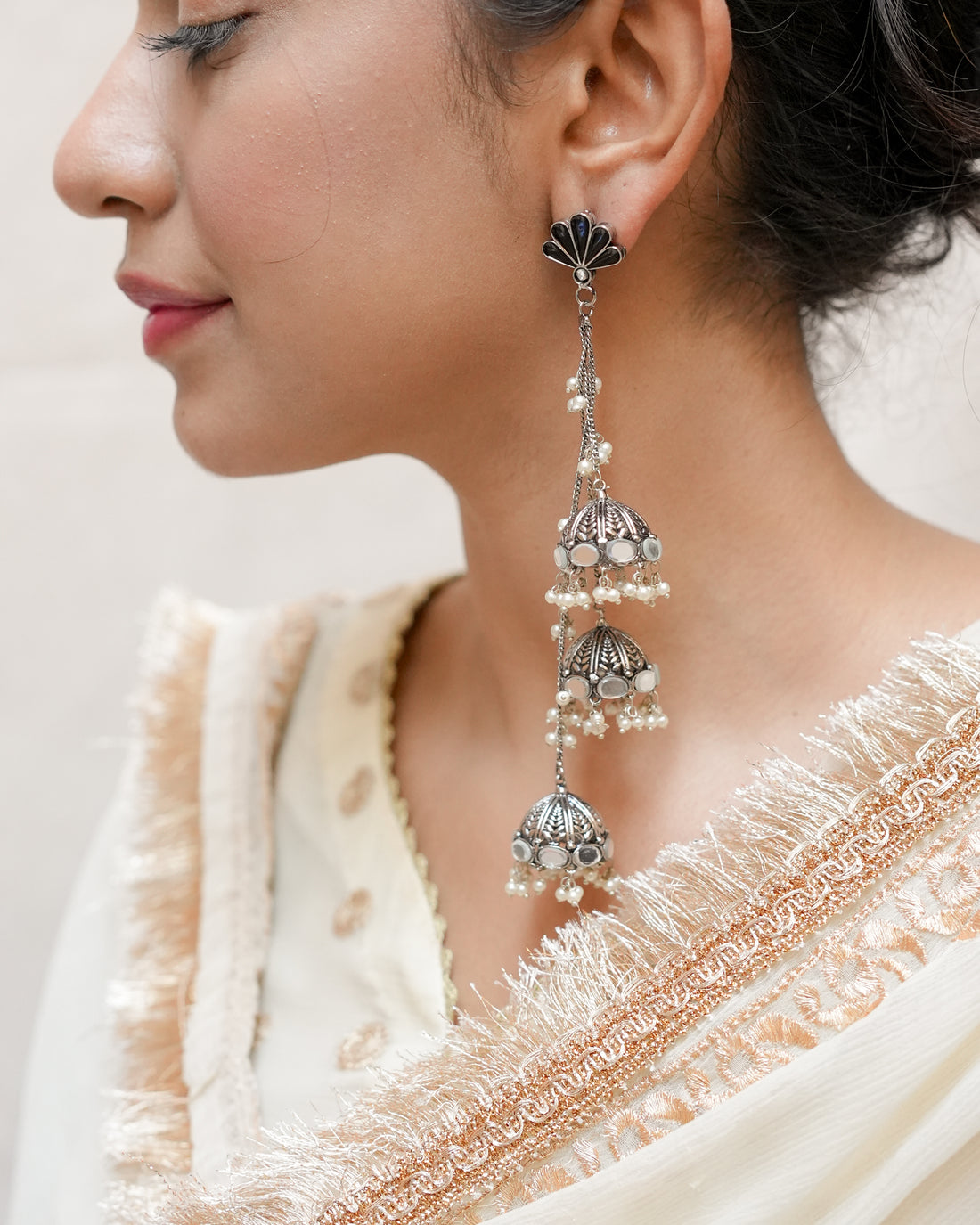 Noor Dangling Earrings