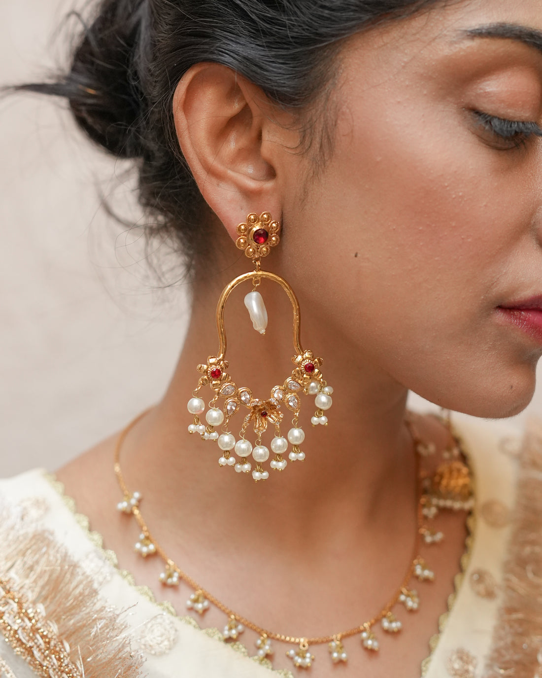 Zenia Hoop Earrings