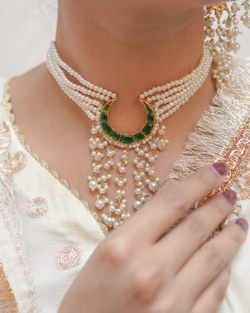Zenia Pearls Necklace